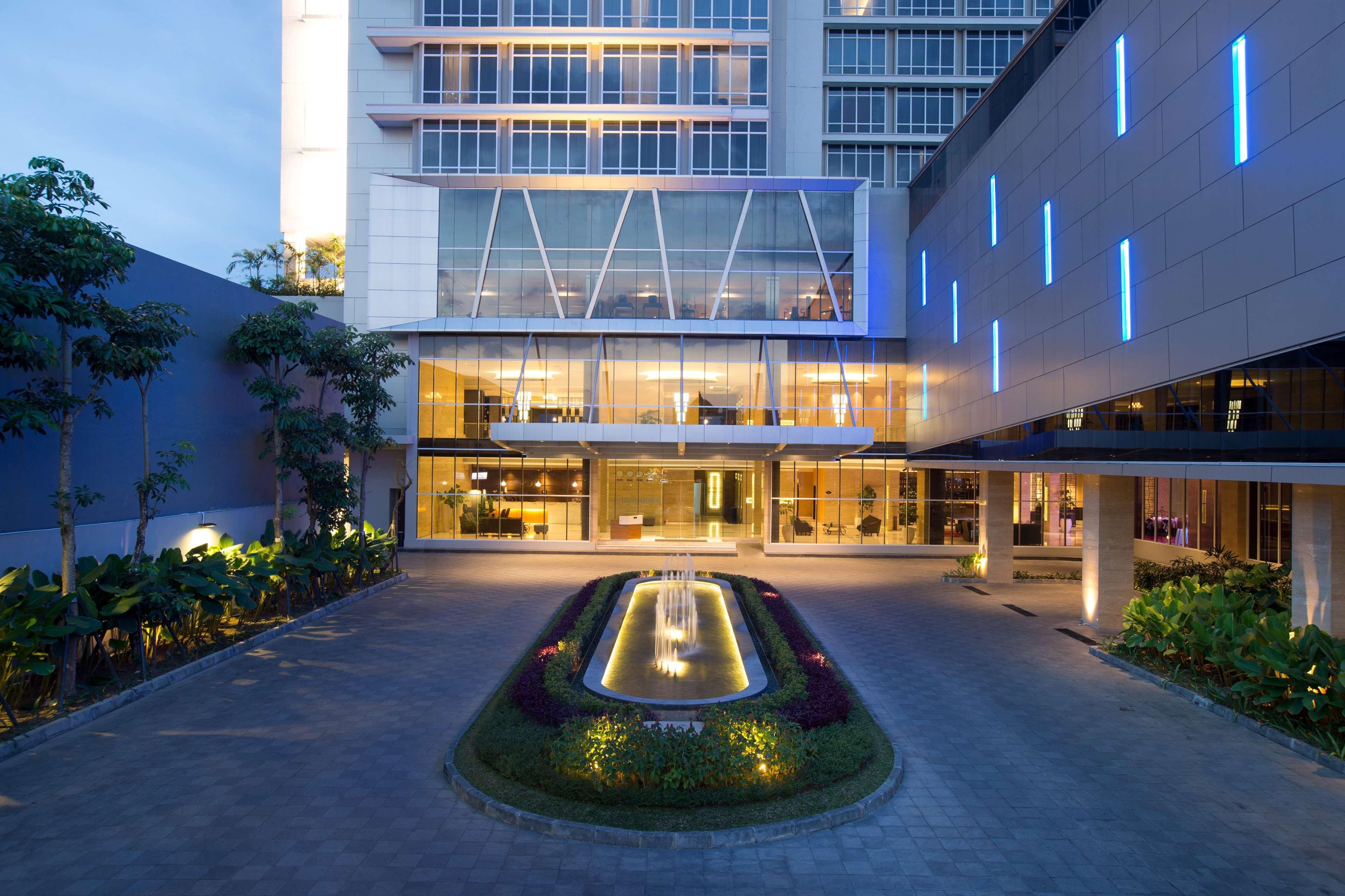 Grand Mercure Baru